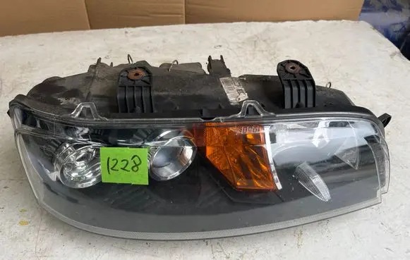 Headlight/headlamp