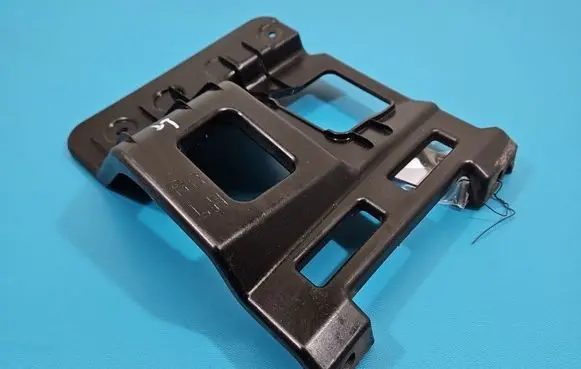 KIA Stinger Rear bumper mounting bracket 86665-J5000 IMPRK1522216