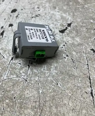 Volvo XC90 Alarm control unit/module 9472105 6680 F005V00026