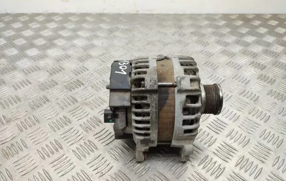 Audi A4 S4 B8 8K Generator/alternator 04L903017