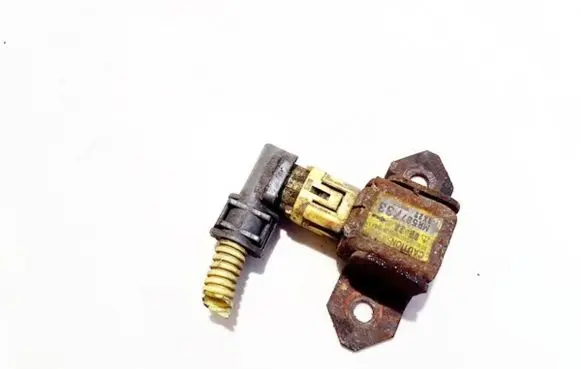 Mitsubishi Outlander Airbag deployment crash/impact sensor mr587733 3x23