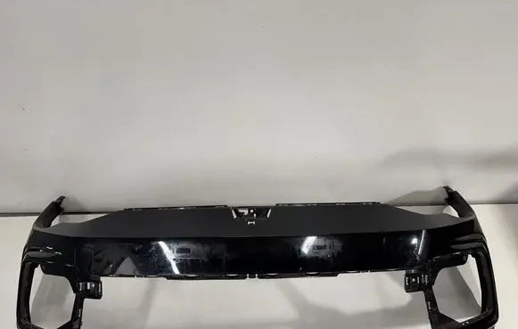 Volkswagen Golf VIII Front bumper 5H0807221G