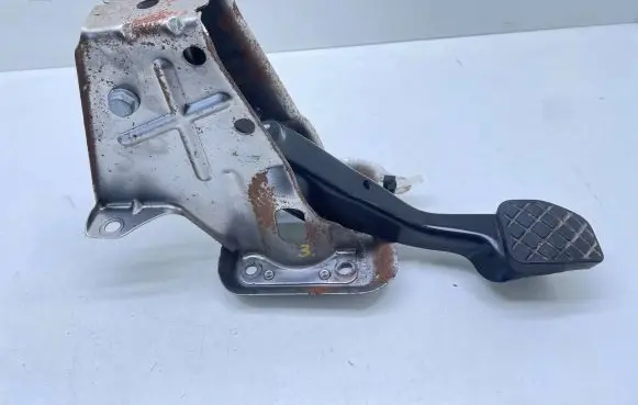 Volkswagen Golf VI Brake pedal 1K1721117H