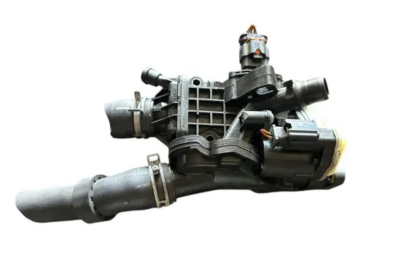 Ford Kuga II Thermostat housing 9849443980