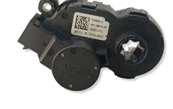Peugeot 2008 I Air flap motor/actuator T32088B