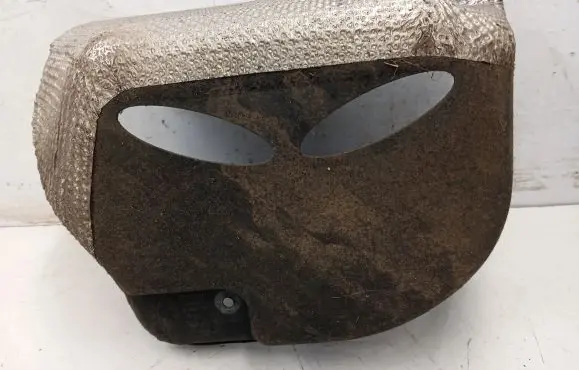 Audi Q7 4M Heat shield in engine bay 4M0616105E