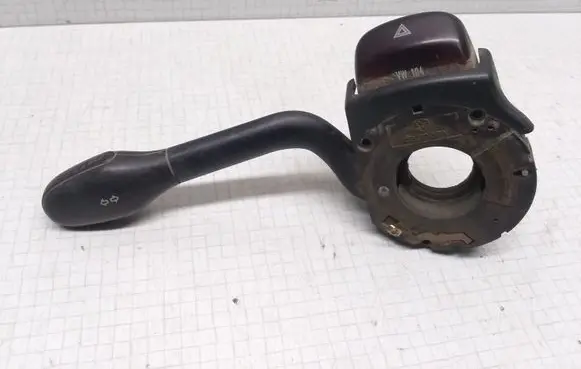 Volkswagen PASSAT B4 Indicator stalk