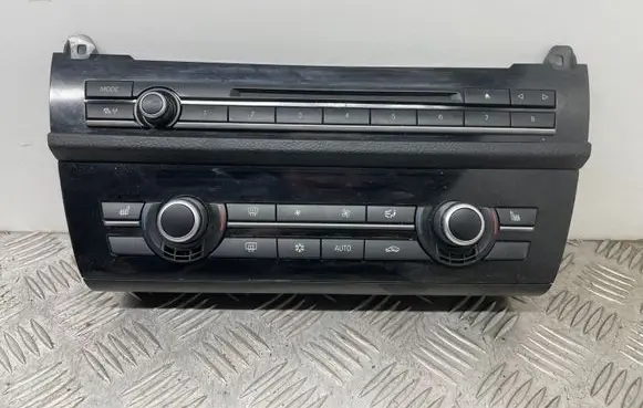 BMW 5 F10 F11 Climate control unit 9263757