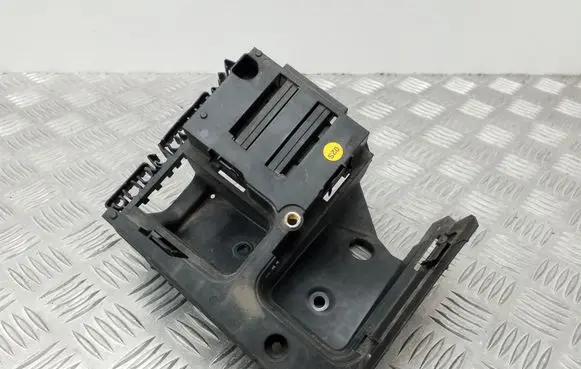 Audi A3 S3 A3 Sportback 8P Fuse box cover 1K0907361C 1K0937540A