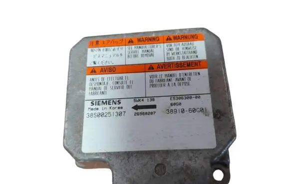 Suzuki Baleno EG Airbag control unit/module 3891060G01