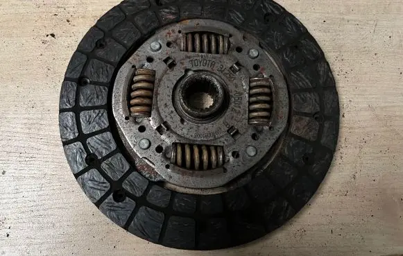 Toyota Avensis T220 Clutch pressure plate 3125005012 280300A1003