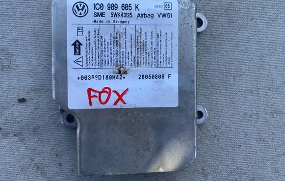 Volkswagen Fox Airbag control unit/module 1C0909605K 26050808F 5WK43125