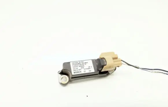 Mitsubishi Space Star Airbag deployment crash/impact sensor MR318489