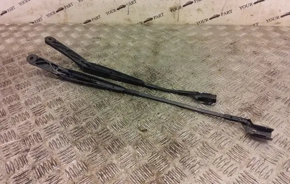 Skoda Yeti (5L) Front wiper blade arm 5L2955410