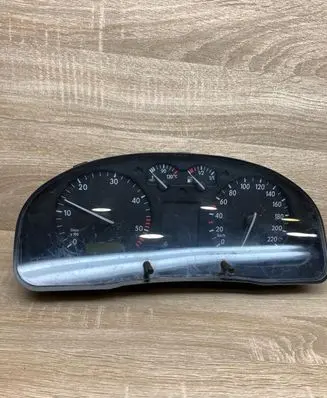 Volkswagen PASSAT B5 Speedometer (instrument cluster) 09051969906 09051940090