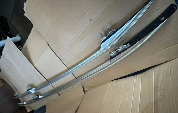 BMW X7 G07 Roof bar rail