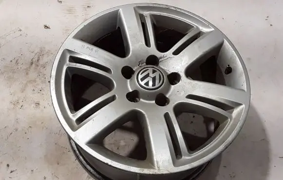 R17 alloy rim