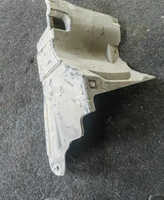 Fiat 500L Engine splash shield/under tray 51888532