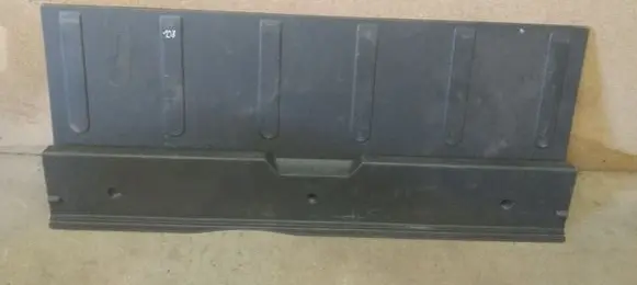Trunk/boot floor carpet liner