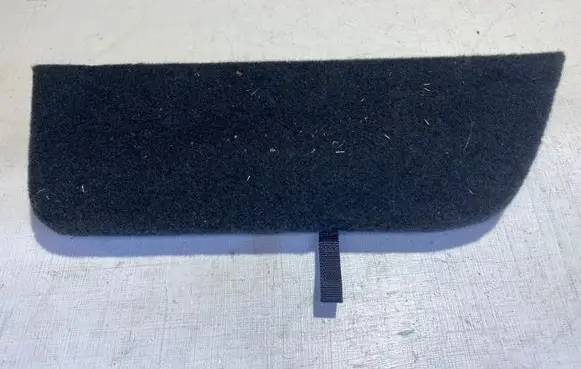 Trunk/boot lower side trim panel