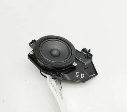 BMW X7 G07 Rear door speaker 2622518 7485270