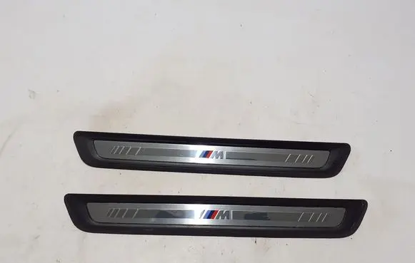 BMW 4 G22 G23 G24 G26 Front sill trim cover 8079739