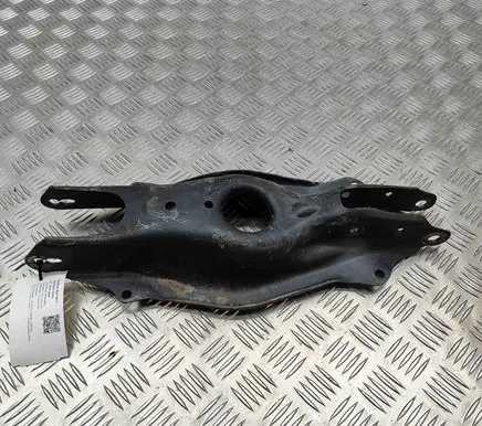 Mercedes-Benz C W205 Rear upper control arm/wishbone A2053521900