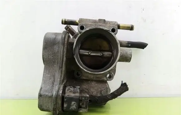 Opel Zafira A Throttle body valve 25177983
