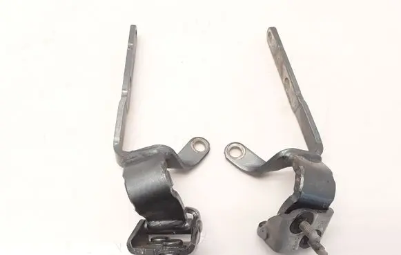 Audi A5 8T 8F Tailgate/trunk/boot hinge 8T8827299 8T8827300 LY7E