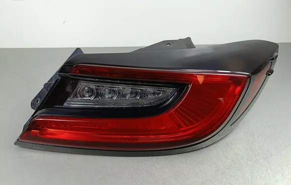 Rear/tail lights