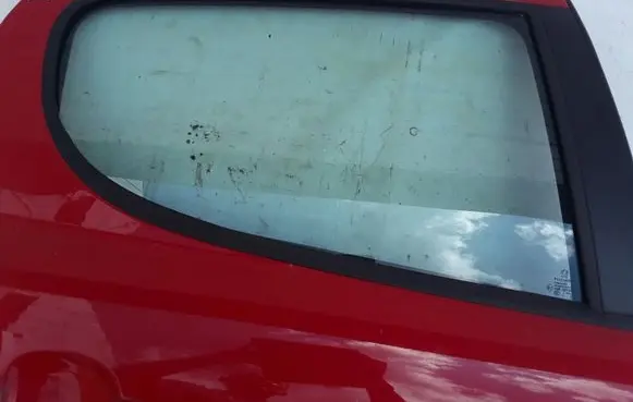 Peugeot 207 Rear door window glass 43R001583
