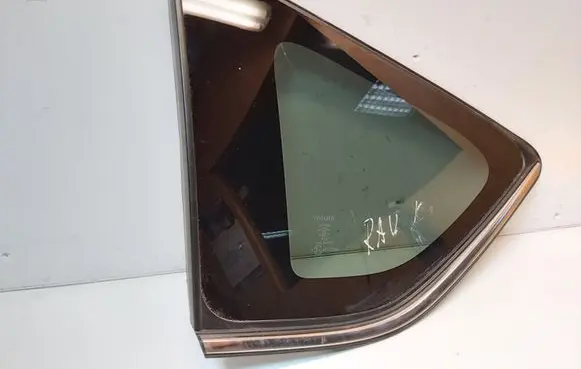 Toyota RAV 4 (XA40) Rear side window