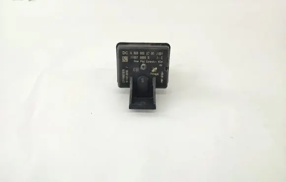 Mercedes-Benz A W177 Glow plug pre-heat relay A6089000200