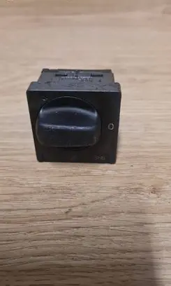 Volvo S70 V70 V70 XC Light switch 8601772