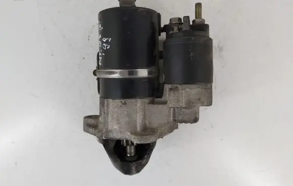 Volkswagen PASSAT B5 Starter motor