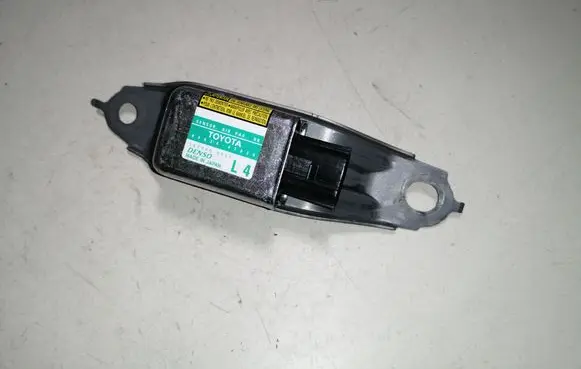 Toyota Prius (XW20) Airbag deployment crash/impact sensor 8983447020 1879000921