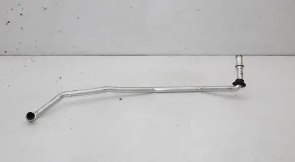 Audi A8 S8 D4 4H Engine coolant pipe/hose