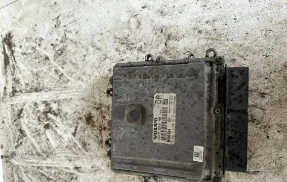 Volvo XC90 Engine control unit/module 30771550AB