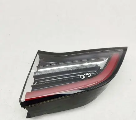 Tesla Model 3 Tailgate rear/tail lights 107740400C