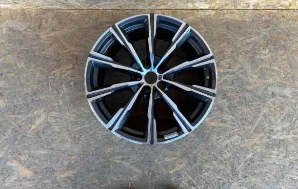 R20 alloy rim