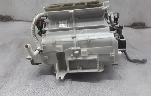Subaru Legacy Interior heater climate box assembly 4432200401
