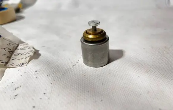 Mercedes-Benz S W126 Oil pump balance shaft 1171800175 95844522689