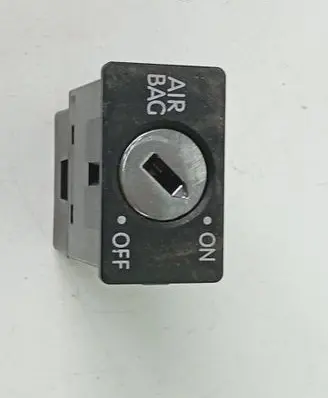 Volkswagen Golf V Passenger airbag on/off switch 1K0919237A