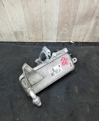 BMW 3 F30 F35 F31 Gearbox / Transmission oil cooler 8607237 17218607237