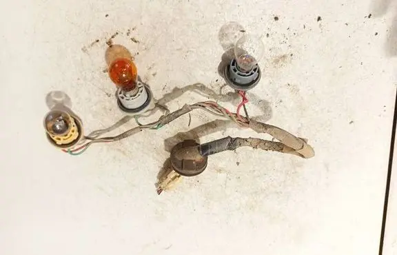 Headlight part