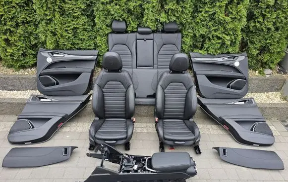 Alfa Romeo Stelvio Seat set 