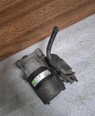 Renault Scenic I Starter motor 7700105119G 31J2363TC