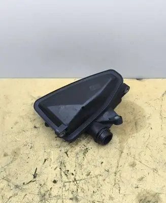 Mercedes-Benz CLS C219 Intake resonator A6421400087