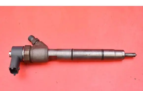 Fuel injector