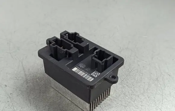 Jeep Renegade Heater blower motor/fan resistor A43002400 8083632544581